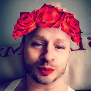 Meet your Posher, Cameron